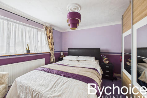 CAM05454G0-PR0047-STILL011