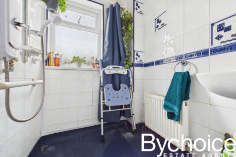 CAM05454G0-PR0047-STILL008