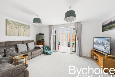 CAM05454G0-PR0059-STILL012