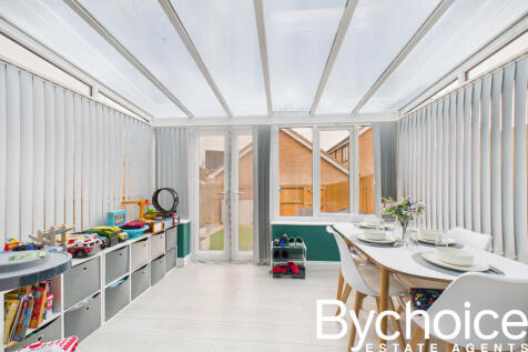 CAM05454G0-PR0059-STILL016