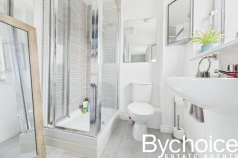 CAM05454G0-PR0059-STILL020