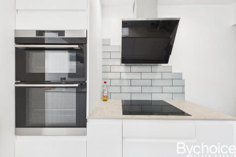 CAM05454G0-PR0022-STILL005