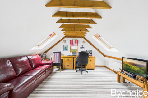 CAM05454G0-PR0065-STILL028