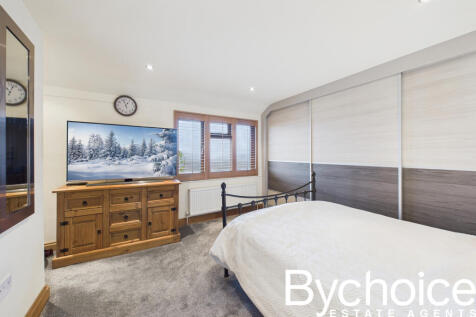 CAM05454G0-PR0065-STILL022