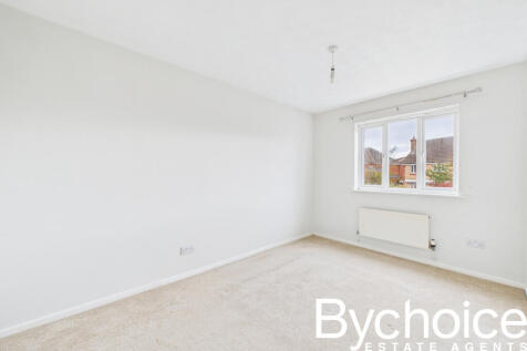 CAM05454G0-PR0068-STILL010