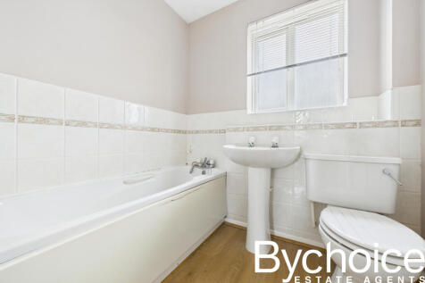 CAM05454G0-PR0068-STILL008