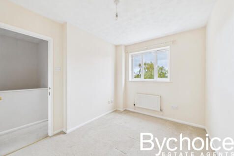 CAM05454G0-PR0068-STILL009