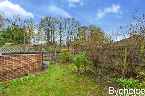 CAM05454G0-PR0074-STILL008