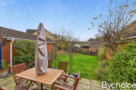 CAM05454G0-PR0077-STILL012