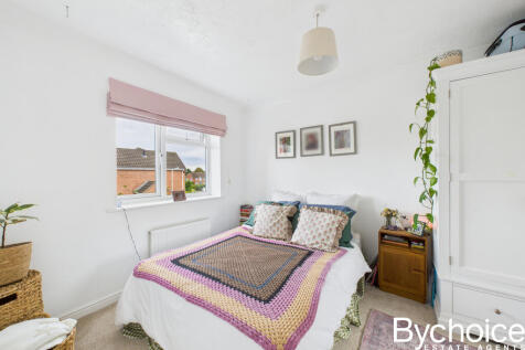 CAM05454G0-PR0077-STILL017