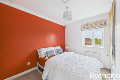 CAM05454G0-PR0077-STILL021