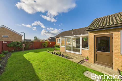 CAM05454G0-PR0082-STILL019