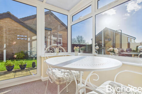 CAM05454G0-PR0082-STILL013