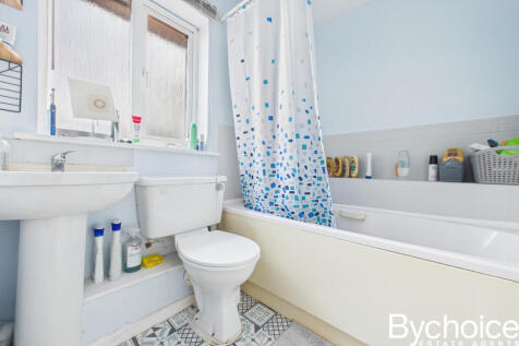 CAM05454G0-PR0083-STILL001