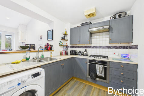 CAM05454G0-PR0083-STILL022