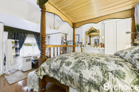 CAM05454G0-PR0095-STILL021