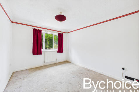 CAM05454G0-PR0030-STILL006