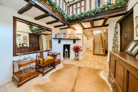 Feature Entrance Hall