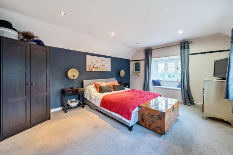 Double Bedroom