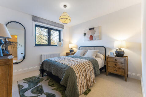 Indicatibe bedroom