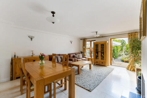 sitting/Dining Room