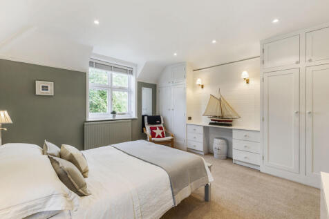 Bedroom 2 A