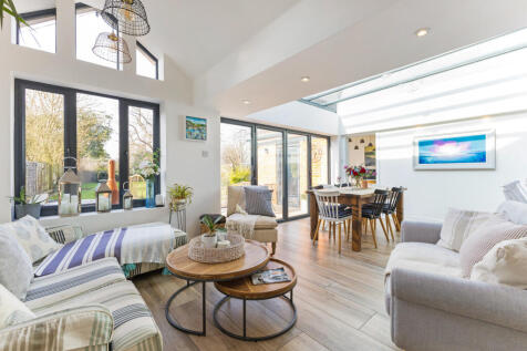 Family/Dining Room