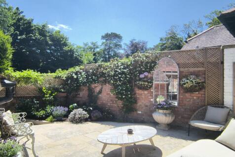 Courtyard Garden