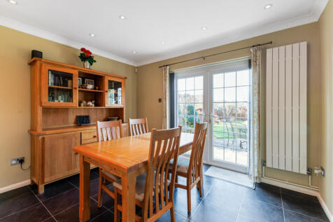 Breakfast Room