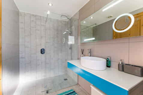 Ensuite Shower Room