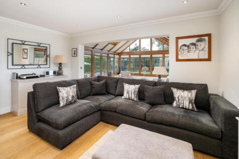 Family Room to Orangery