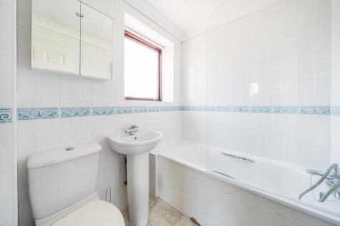 Ensuite to Main
