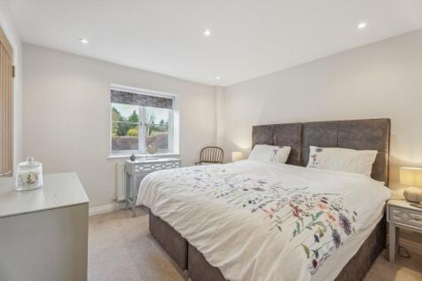 Ensuite Bedroom