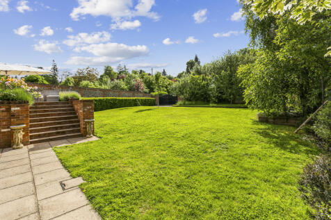 Lawned Garden