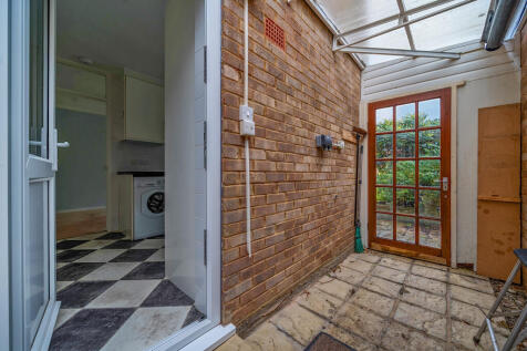 Side Lean To Storage