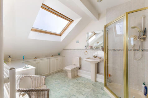 En Suite Shower Room