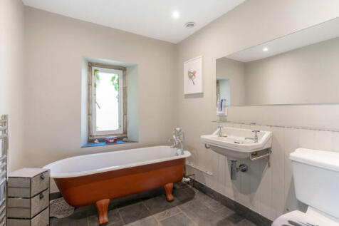 En Suite Bathroom