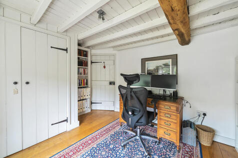 Bedroom/Office