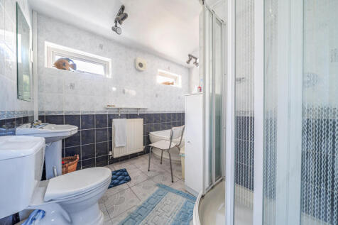 Ground Floor Bathroom