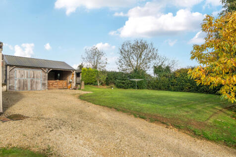 Garage &amp; Store/Stable