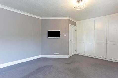 171a Hempstead Rd...