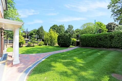 171a Hempstead Rd...