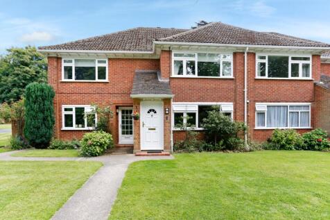 33 Bromet Close F...