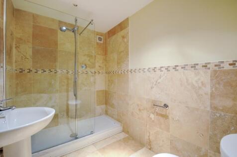 Niche bathroom