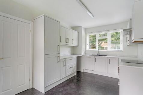 17 Bromet Close, ...
