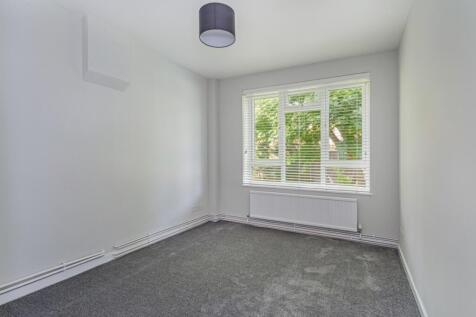 17 Bromet Close, ...