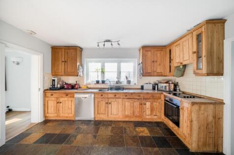 1384603-11-6925df...