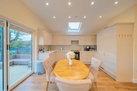 1384195-22-6925e3...