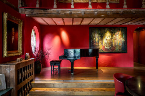 Property Image 8