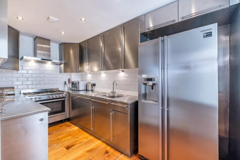 FItted Kitchen